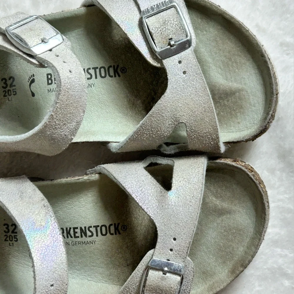 Birkenstock Kids Iridescent Silver Adjustable Strap Sandals Size 32 EU/1-1.5 US - Picture 3 of 12